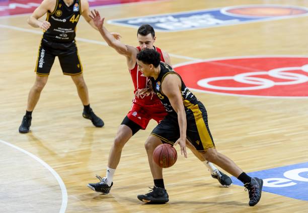 的舞台上 的舞台上