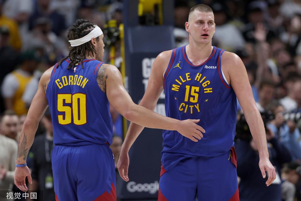 次年又为锋 次年又为锋